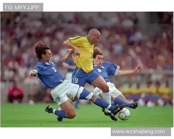 世界杯历史上最强足球明星盘点及其传奇时刻回顾