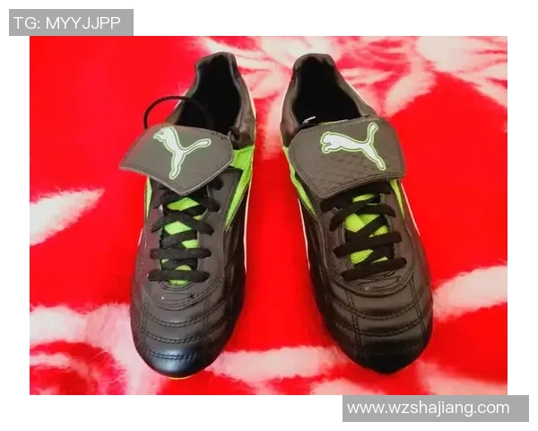 球星赠送足球鞋事件背后真相揭秘:明星背后的温情与营销策略 球星赠送足球鞋事件背后真相揭秘:明星背后的温情与营销策略